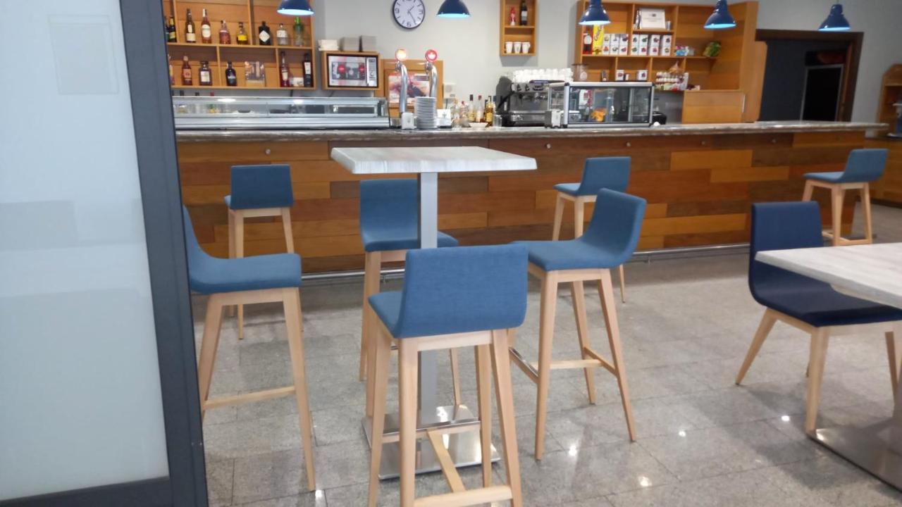 Visit Hotel Caspe Ngoại thất bức ảnh