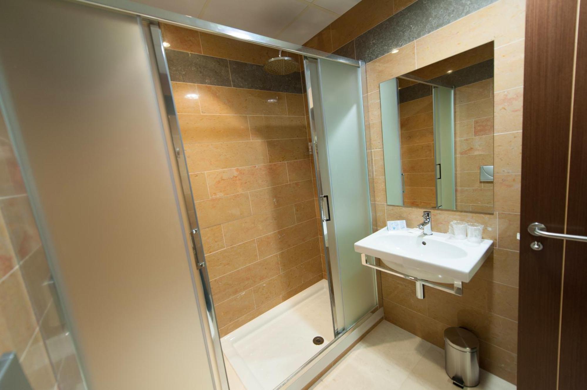 Visit Hotel Caspe Ngoại thất bức ảnh